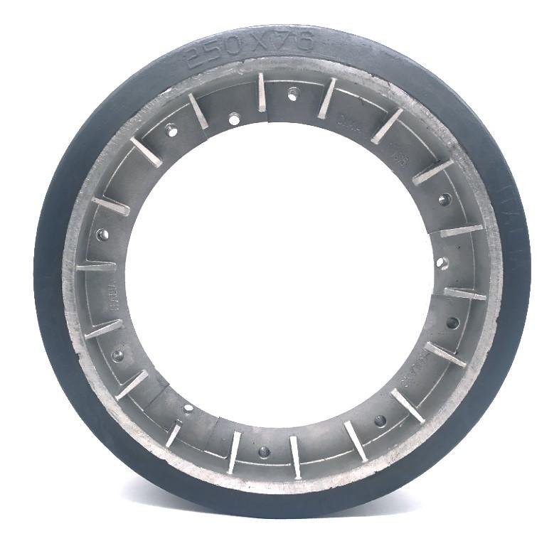 ANELLO GOMMATO 250X76 8F.